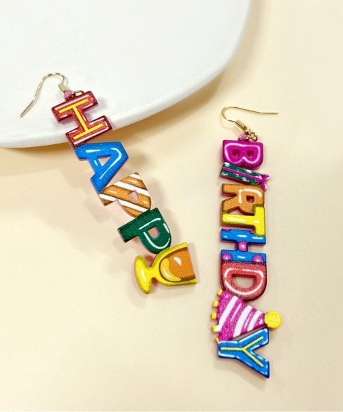 Coo+i(クーイ)の「HAPPY BIRTHDAY 文字形レターピアス(ピアス(両耳用)・レディース・マルチ・FREE)」の7枚目の写真