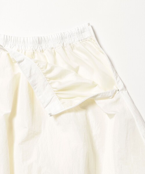 BEAMS HEART（ビームスハート）の「ワッシャー バルーンスカート（スカート・レディース・ブラック/ホワイト・FREE）」の16枚目の写真