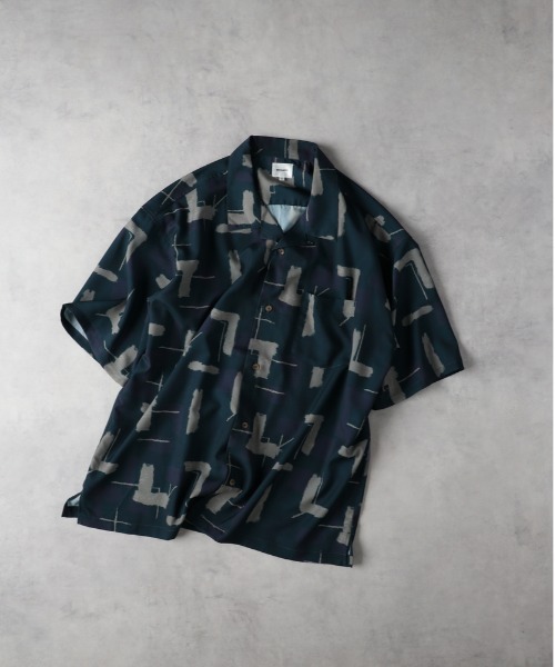 Right-on（ライトオン）の「【NEOSARTIC】総柄プリント開襟シャツ（シャツ/ブラウス・メンズ・ブラック/オフホワイト/グリーン・L/XL/M）」の3枚目の写真