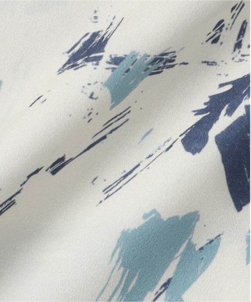 Right-on（ライトオン）の「【NEOSARTIC】総柄プリント開襟シャツ（シャツ/ブラウス・メンズ・ブラック/オフホワイト/グリーン・L/XL/M）」の9枚目の写真