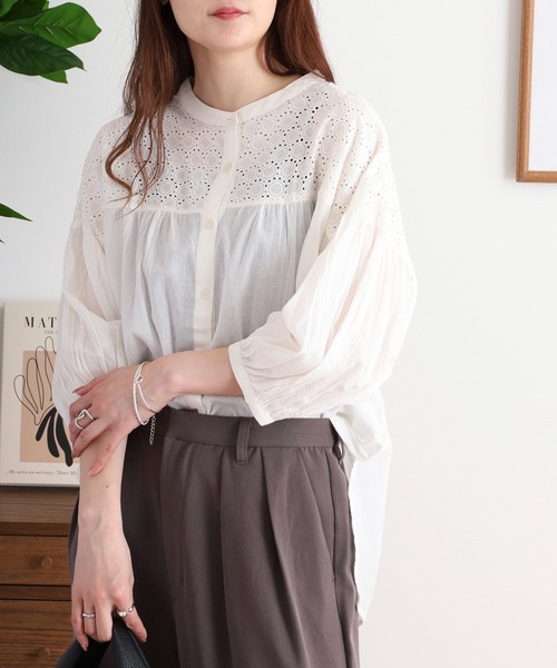 未使用美品　モラビト　MORABITO BLANC スキッパー　刺繍　ブラウス 未使用美品 モラビト MORABITO BLANC スキッパー 刺繍 ブラウス