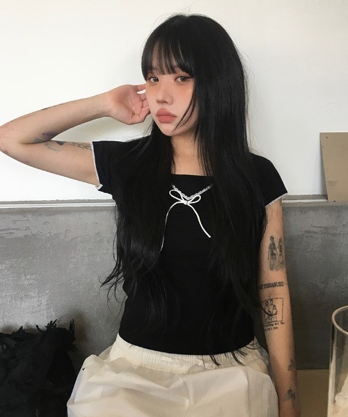 anyonemore(エニワンモア)の「フロントシャーリングリボンレース半袖Tシャツ(Tシャツ/カットソー・レディース・ホワイト/グレー/ブラック・FREE)」の6枚目の写真