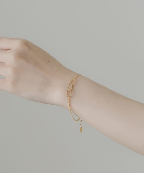 SMELLY（スメリー）の「ステンレスチェーンコンビブレスレット（ブレスレット・レディース・ゴールド・-）」の4枚目の写真