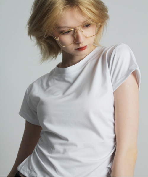 IMARI(イマリ)の「【 IMARI / イマリ 】 サイド シャーリング シンプル Tシャツ(Tシャツ/カットソー・レディース・グレー/ブラック/ホワイト・L/M)」の7枚目の写真