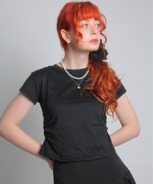 IMARI(イマリ)の「【 IMARI / イマリ 】 サイド シャーリング シンプル Tシャツ(Tシャツ/カットソー・レディース・グレー/ブラック/ホワイト・L/M)」の15枚目の写真