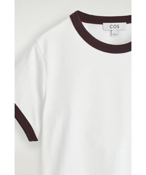 COS(コス)の「スリムリンガーTシャツ(Tシャツ/カットソー・レディース・ネイビー/ブラック/ホワイト系その他2/ホワイト系その他・XS/L/M/S)」の20枚目の写真