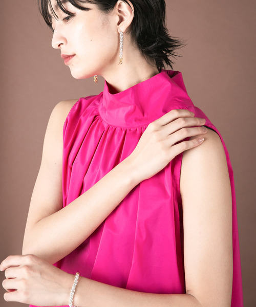 【URBAN　RESEARCH　ROSSO】バックボタンハイネックフレアブラウス URBAN RESEARCH ROSSO｜バックボタンハイネックフレアブラウス