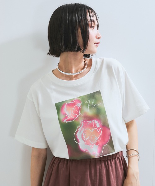 VIS(ビス)の「【接触冷感】箔グラフィックアートTシャツ(Tシャツ/カットソー・レディース・チャコールグレー/ホワイト系その他/ホワイト・FREE)」の19枚目の写真