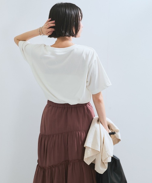 VIS(ビス)の「【接触冷感】箔グラフィックアートTシャツ(Tシャツ/カットソー・レディース・チャコールグレー/ホワイト系その他/ホワイト・FREE)」の18枚目の写真
