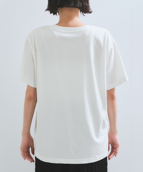 VIS(ビス)の「【接触冷感】箔グラフィックアートTシャツ(Tシャツ/カットソー・レディース・チャコールグレー/ホワイト系その他/ホワイト・FREE)」の10枚目の写真