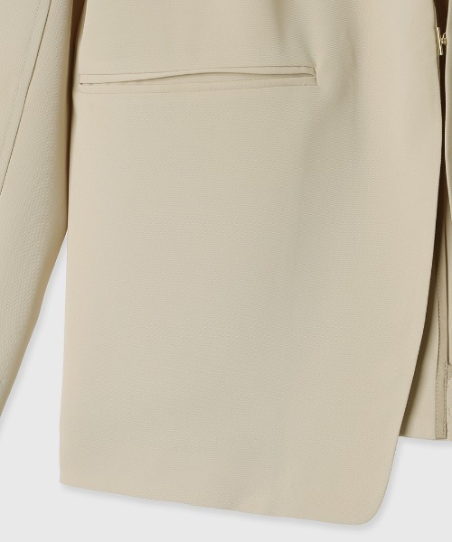 anuans（アニュアンス）の「ライトダブルサテンノーカラージャケット（ノーカラージャケット・レディース・ブラック/ベージュ/バーガンディー・F）」の14枚目の写真