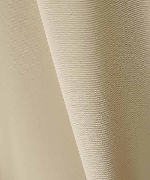 anuans（アニュアンス）の「ライトダブルサテンノーカラージャケット（ノーカラージャケット・レディース・ブラック/ベージュ/バーガンディー・F）」の12枚目の写真