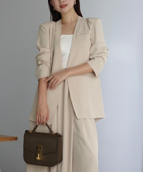 アニュアンス　ライトダブルサテンノーカラージャケット ライトダブルサテンノーカラージャケット