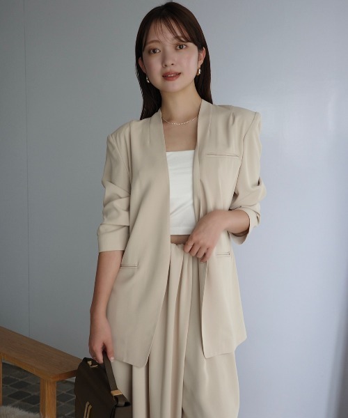 ライトダブルサテンノーカラージャケット（ノーカラージャケット