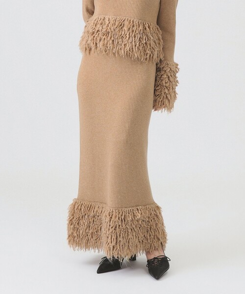 Ray BEAMS(レイビームス)の「RBS / フリンジ キリカエ ニット スカート(スカート・レディース・シルバー/ベージュ・ONE SIZE)」の5枚目の写真