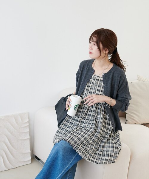 DISCOAT(ディスコート)の「【新色追加!】シャーリングチェックキャミチュニック(チュニック・レディース・ネイビー/ベージュ/アイボリー/ブラウン・FREE)」の17枚目の写真