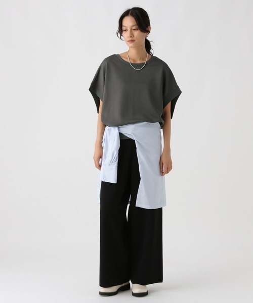 Elura（エルーラ）の「裏毛ドルマンプルオーバー/588164（Tシャツ/カットソー・レディース・ホワイト/チャコールグレー/ライトベージュ・FREE）」の8枚目の写真