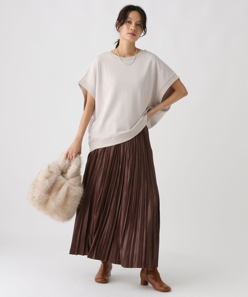 Elura（エルーラ）の「裏毛ドルマンプルオーバー/588164（Tシャツ/カットソー・レディース・ホワイト/チャコールグレー/ライトベージュ・FREE）」の13枚目の写真