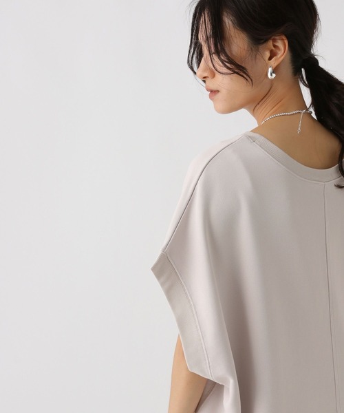 Elura（エルーラ）の「裏毛ドルマンプルオーバー/588164（Tシャツ/カットソー・レディース・ホワイト/チャコールグレー/ライトベージュ・FREE）」の16枚目の写真
