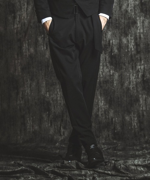 NO ID.（ノーアイディ）の「【NO ID.】Belted Tapered Trousers / ベルテッド テーパード トラウザーズ（スラックス・メンズ・その他23/ブラック・2/1）」の13枚目の写真