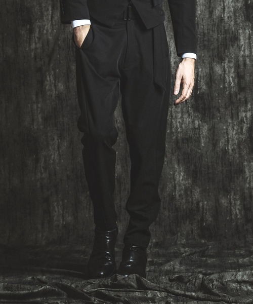 NO ID.（ノーアイディ）の「【NO ID.】Belted Tapered Trousers / ベルテッド テーパード トラウザーズ（スラックス・メンズ・その他23/ブラック・2/1）」の14枚目の写真