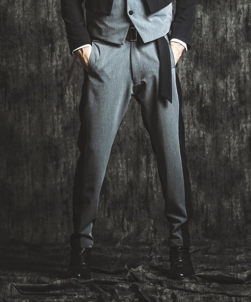 NO ID.（ノーアイディ）の「【NO ID.】Belted Tapered Trousers / ベルテッド テーパード トラウザーズ（スラックス・メンズ・その他23/ブラック・2/1）」の5枚目の写真