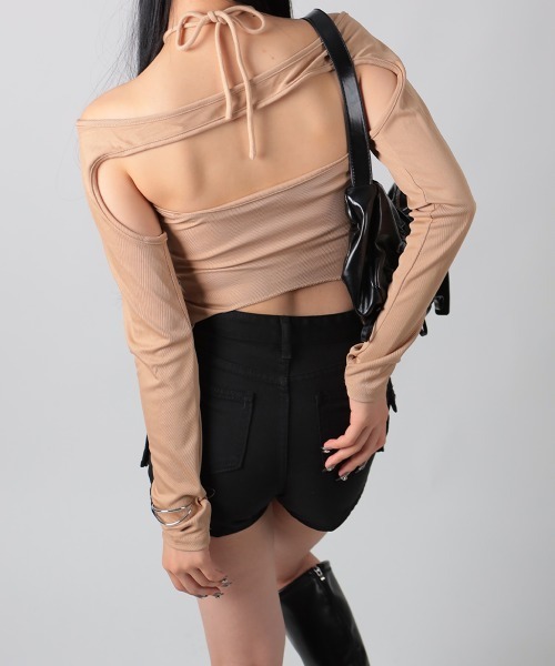 NANAHACHI(ナナハチ)の「アシンメトリーカット ドロースト トップス2点セット(Tシャツ/カットソー・レディース・ブラック/ベージュ・SMALL/MEDIUM)」の22枚目の写真