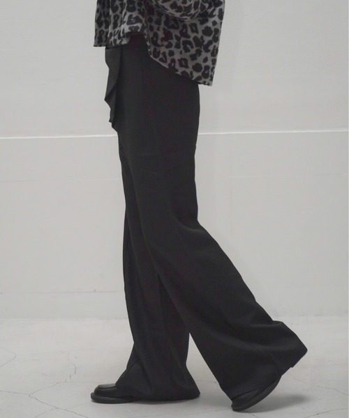 Mirette(ミレット)の「フロントリボンハイウエストスラックス ワイドシルエット / Front Ribbon High Waist Wide Slacks(スラックス・レディース・ブラック/チャコールグレー・SMALL/MEDIUM/LARGE)」の4枚目の写真