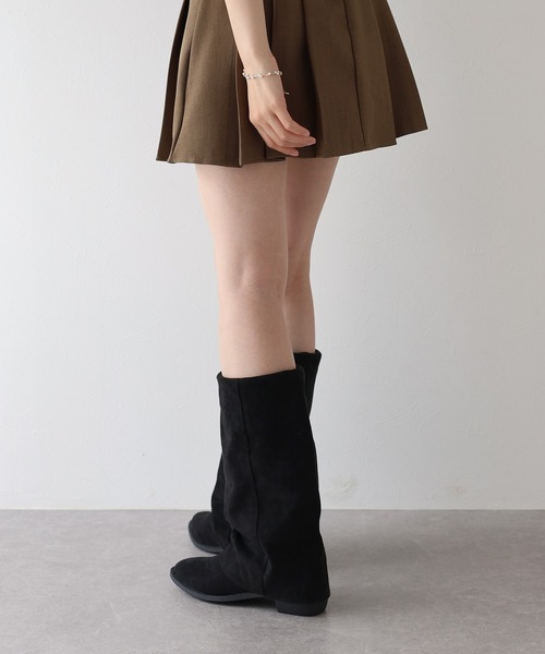 BLUEEAST(ブルーイースト)の「スウェードカバーブーツ(ブーツ・レディース・ブラック/ブラウン・MEDIUM/LARGE)」の11枚目の写真