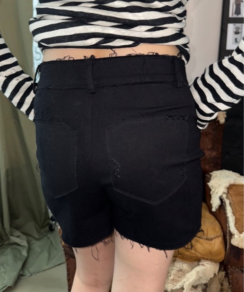 SHAGGIE(シャギー)の「【セットアップ】アイレットハイウエストショートパンツ(その他パンツ・レディース・ブラック/カーキ・MEDIUM/SMALL)」の5枚目の写真