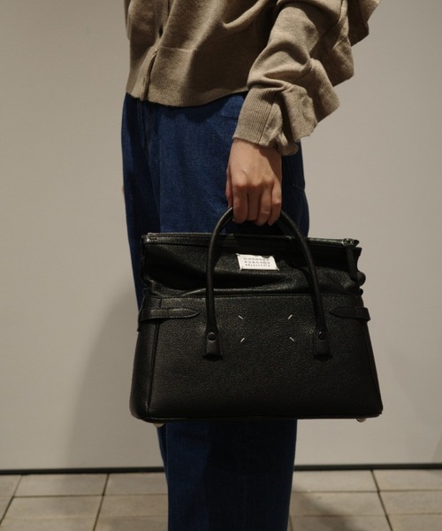 maison martin margiela バッグ Maison Margiela（メゾンマルジェラ）の「Maison Margiela MICRO CUBE