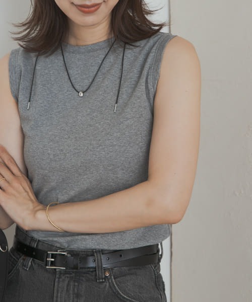 URBAN RESEARCH DOORS(アーバンリサーチドアーズ)の「クリアフライスノースリーブプルオーバー(Tシャツ/カットソー・レディース・ブラウン/オフホワイト/グレー・MEDIUM)」の1枚目の写真