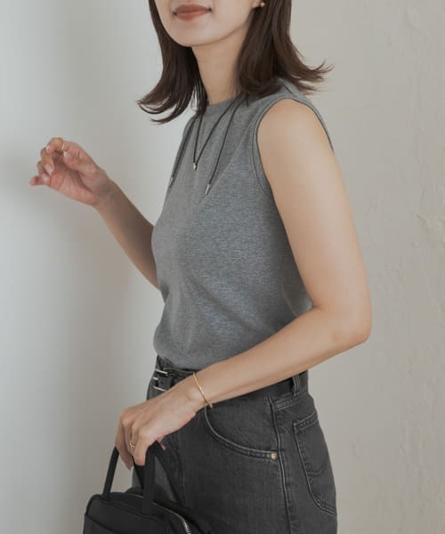 URBAN RESEARCH DOORS(アーバンリサーチドアーズ)の「クリアフライスノースリーブプルオーバー(Tシャツ/カットソー・レディース・ブラウン/オフホワイト/グレー・MEDIUM)」の20枚目の写真