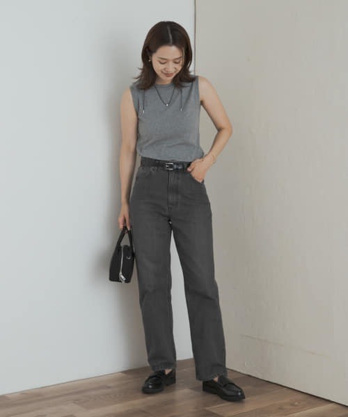 URBAN RESEARCH DOORS(アーバンリサーチドアーズ)の「クリアフライスノースリーブプルオーバー(Tシャツ/カットソー・レディース・ブラウン/オフホワイト/グレー・MEDIUM)」の21枚目の写真