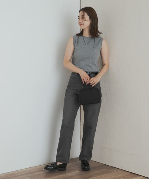 URBAN RESEARCH DOORS(アーバンリサーチドアーズ)の「クリアフライスノースリーブプルオーバー(Tシャツ/カットソー・レディース・ブラウン/オフホワイト/グレー・MEDIUM)」の22枚目の写真