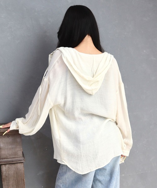 CECIL McBEE（セシルマクビー）の「シアーワッシャーフーディーシャツ（シャツ/ブラウス・レディース・ブラウン/ライトベージュ/ブラック・MEDIUM/LARGE）」の7枚目の写真