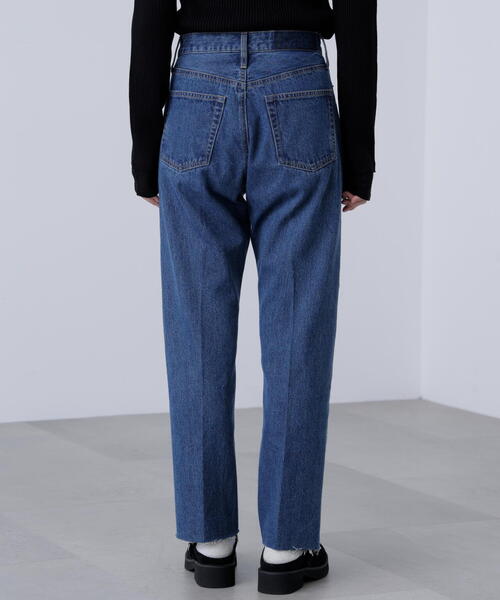 FREE'S MART(フリーズマート)の「センタープレススリムストレートデニム(その他パンツ・レディース・ブルー系その他5/ブラック系その他・SMALL/MEDIUM)」の18枚目の写真