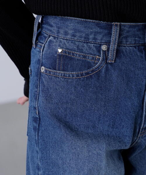 FREE'S MART(フリーズマート)の「センタープレススリムストレートデニム(その他パンツ・レディース・ブルー系その他5/ブラック系その他・SMALL/MEDIUM)」の11枚目の写真