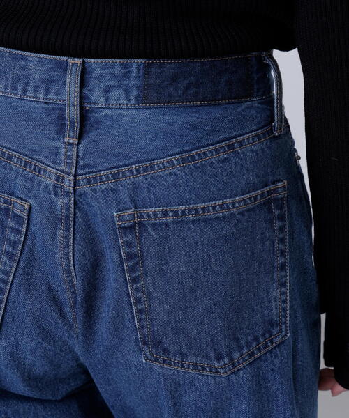 FREE'S MART(フリーズマート)の「センタープレススリムストレートデニム(その他パンツ・レディース・ブルー系その他5/ブラック系その他・SMALL/MEDIUM)」の14枚目の写真