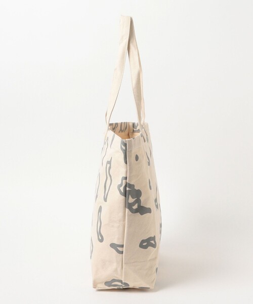 BEAMS T(ビームスティー)の「SHINKNOWNSUKE / JUMBO TOTE(トートバッグ・メンズ・ナチュラル・ONE SIZE)」の2枚目の写真