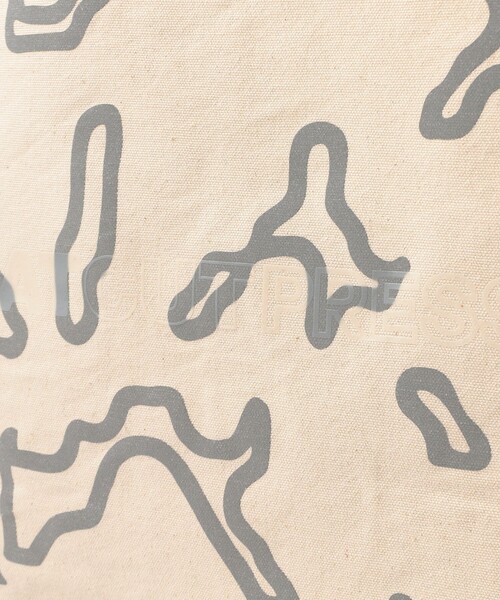 BEAMS T(ビームスティー)の「SHINKNOWNSUKE / JUMBO TOTE(トートバッグ・メンズ・ナチュラル・ONE SIZE)」の5枚目の写真