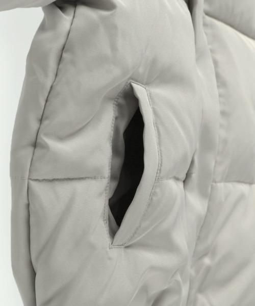 BRANSHES(ブランシェス)の「【プレミアムアウター】ダウンジャケット(ブルゾン・キッズ・グレイッシュベージュ/ブラック・100cm/110cm/120cm/130cm/140cm/150cm)」の6枚目の写真