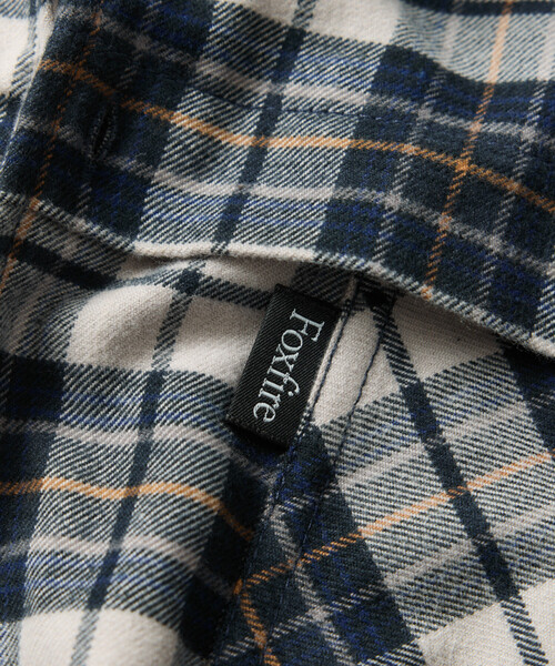 Foxfire（フォックスファイヤー）の「Foxfire/フォックスファイヤー 別注 フィッシングポケット ロングスリーブ ネルチェックシャツ（シャツ/ブラウス・メンズ・ネイビー/グリーン/チャコールグレー・MEDIUM/LARGE）」の8枚目の写真