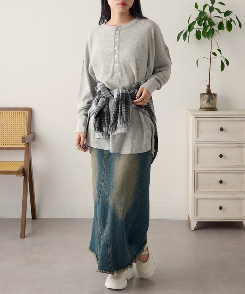 HANES(ヘインズ)の「【Hanes】ヘンリーネックオーバークルーネック HW4-C104(Tシャツ/カットソー・レディース・グレー/オフホワイト/ダークネイビー/レッド・FREE)」の20枚目の写真