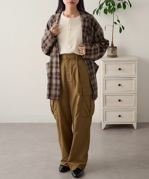 HANES(ヘインズ)の「【Hanes】ヘンリーネックオーバークルーネック HW4-C104(Tシャツ/カットソー・レディース・グレー/オフホワイト/ダークネイビー/レッド・FREE)」の16枚目の写真