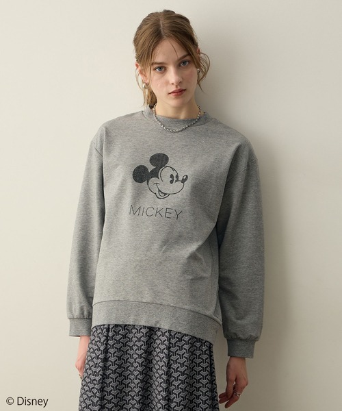 LE SOUK HOLIDAY（ルスークホリデー）の「Mickey Mouse／モチーフスウェット（スウェット・レディース・ライトグレー/オフホワイト/ワイン・M/L）」の4枚目の写真