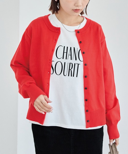 LAVEANGE（ラビアンジェ）の「【洗える】ボタン配色ニットカーデ（カーディガン/ボレロ・レディース・レッド/ブラック/グレイッシュベージュ・F/3L/4L）」の6枚目の写真