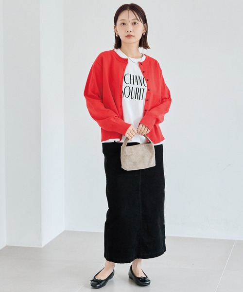 LAVEANGE（ラビアンジェ）の「【洗える】ボタン配色ニットカーデ（カーディガン/ボレロ・レディース・レッド/ブラック/グレイッシュベージュ・F/3L/4L）」の9枚目の写真