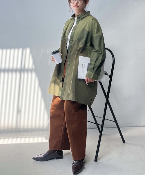 AS KNOW AS plus(アズノゥアズプラス)の「♪ブロッキングコート風ワンピ―ス(ワンピース・レディース・ネイビー/カーキ・FREE)」の4枚目の写真