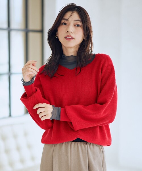 ANY(エニィ)の「【8色展開】Vネックデイリーニット(ニット/セーター・レディース・ベージュ系2/ダークグリーン系/ピンク系/グレー系2/レッド系/アイボリー系/ブルー系/ブラック系・F)」の11枚目の写真
